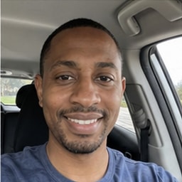 Generated avatar representing Isaiah, a Skyforest Getaway guest reviewer
