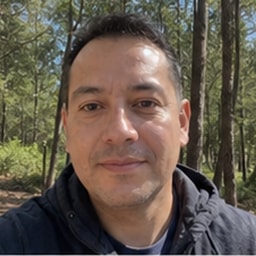Generated avatar representing Bryan, a Skyforest Getaway guest reviewer