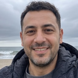 Generated avatar representing Ohad, a Skyforest Getaway guest reviewer