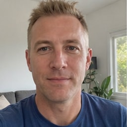 Generated avatar representing Kurtis, a Skyforest Getaway guest reviewer